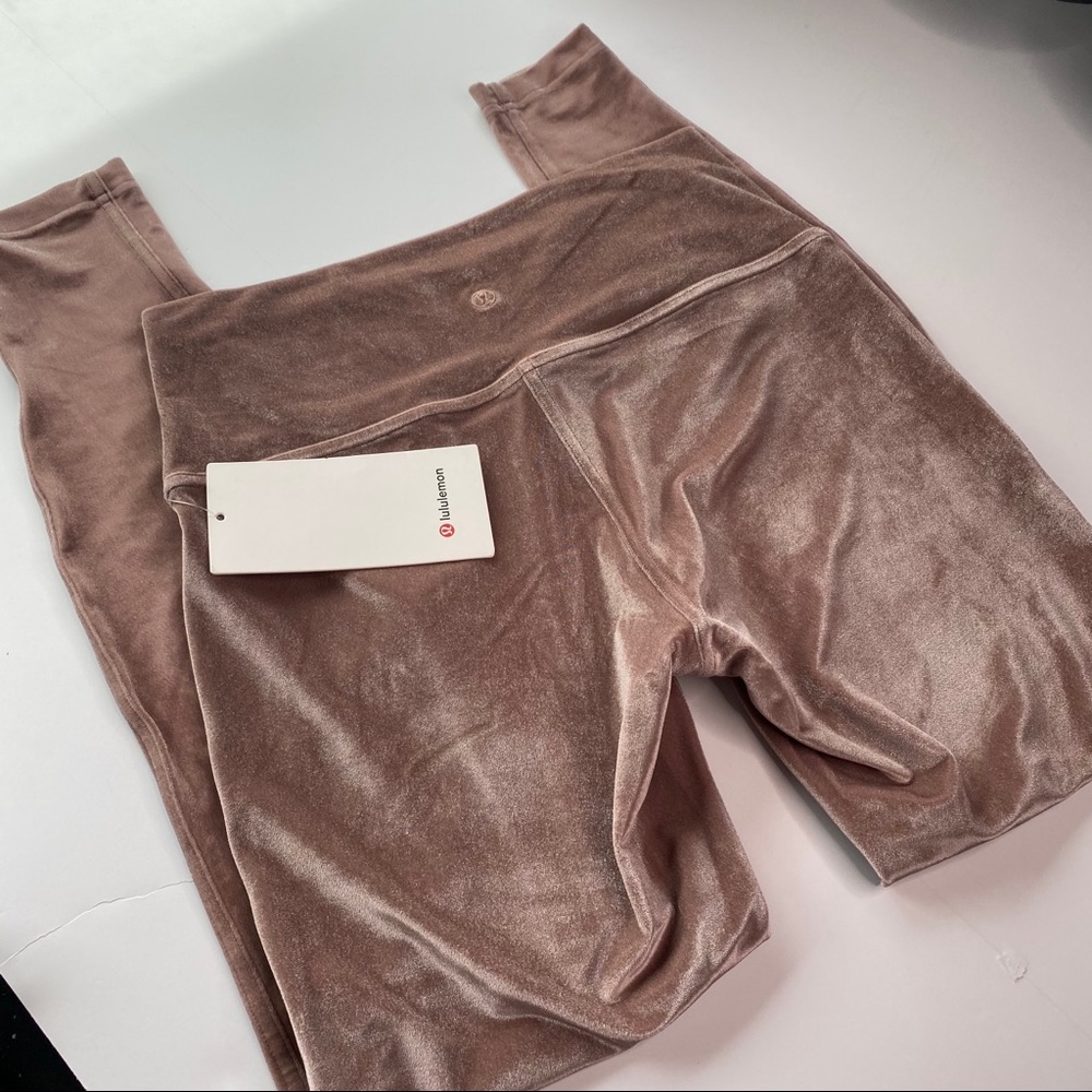 SOLD Lululemon Wunder Lounge Legging - Picture 6 of 8